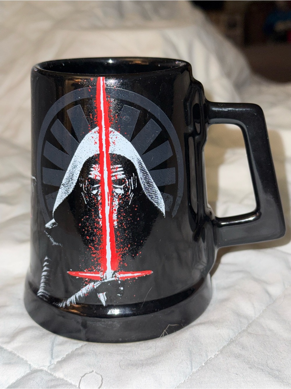 Disney Star Wars Kylo Ren Lightsaber 12 oz. Coffee Mug Collectable